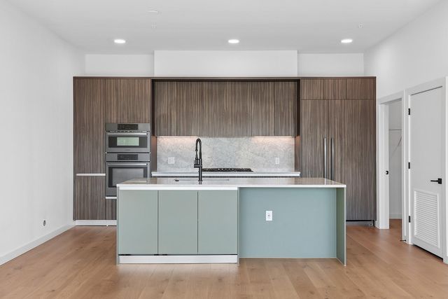 2209 S 1st ST 409, Austin, TX 78704