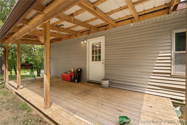 4516 W Sanders Lane, Taswell, IN 47175