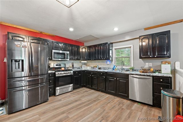 4516 W Sanders Lane, Taswell, IN 47175