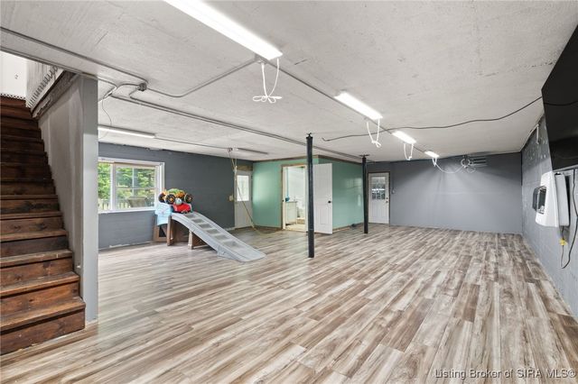 4516 W Sanders Lane, Taswell, IN 47175