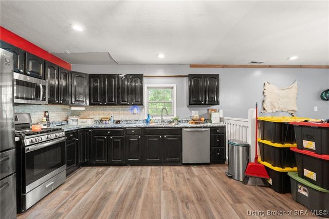 4516 W Sanders Lane, Taswell, IN 47175