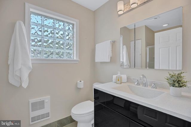 5120 WILSON LN, Bethesda, MD 20814