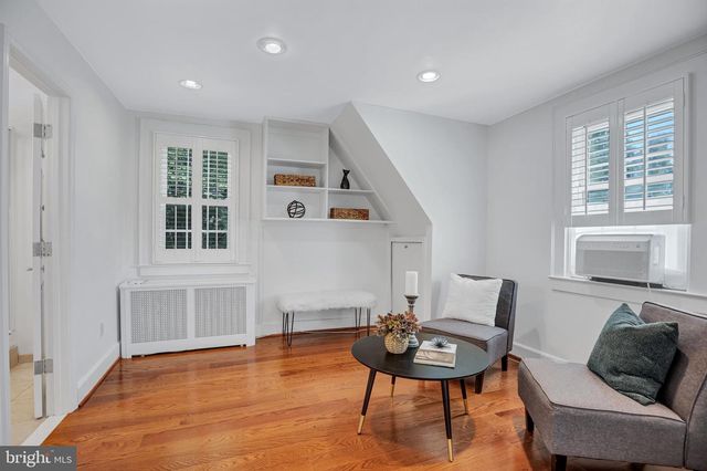 5120 WILSON LN, Bethesda, MD 20814