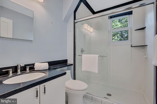 5120 WILSON LN, Bethesda, MD 20814