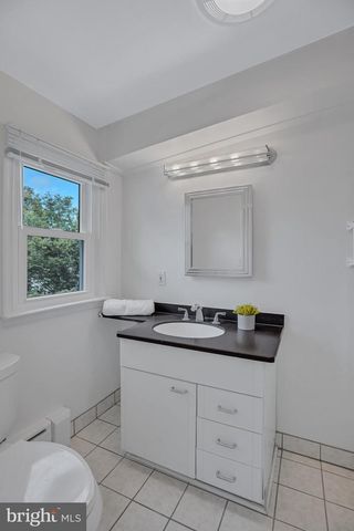 5120 WILSON LN, Bethesda, MD 20814