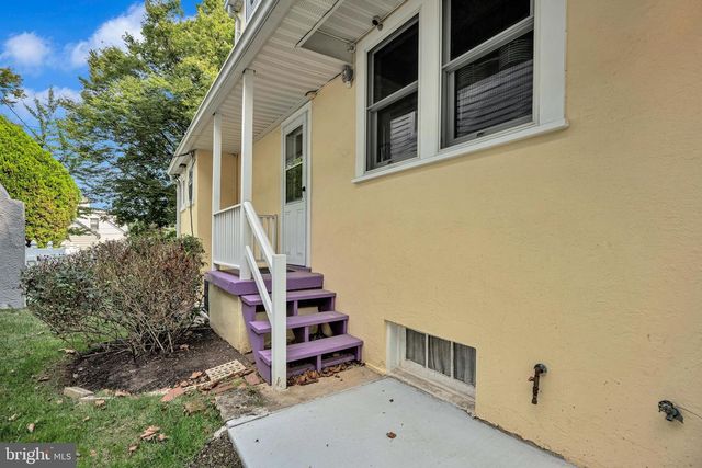 5120 WILSON LN, Bethesda, MD 20814