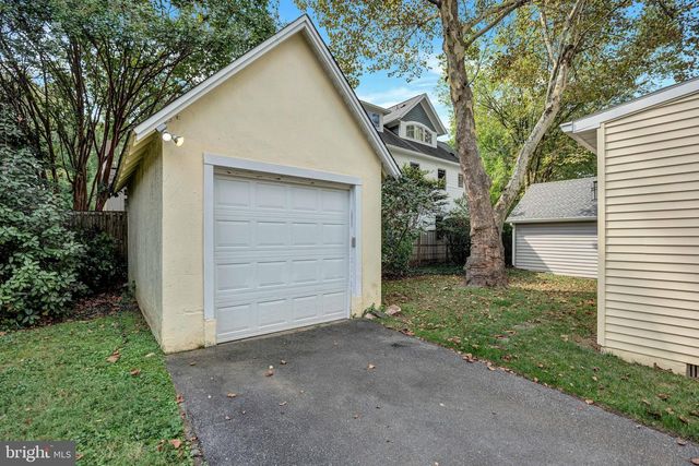 5120 WILSON LN, Bethesda, MD 20814