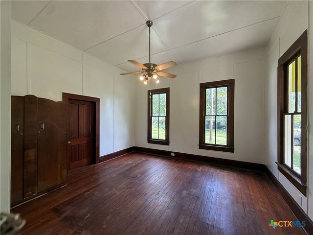 184 3rd Street, Maxwell, TX 78656