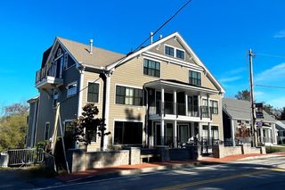 298 York St # 2, York, ME 03909