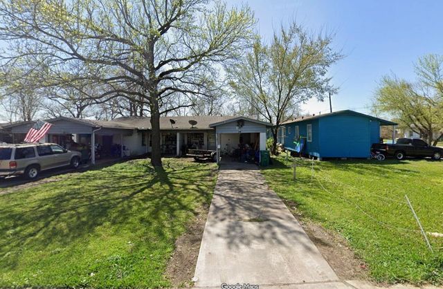 906 Anthony Court, Pasadena, TX 77506