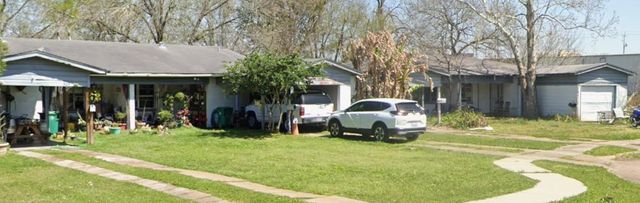 906 Anthony Court, Pasadena, TX 77506