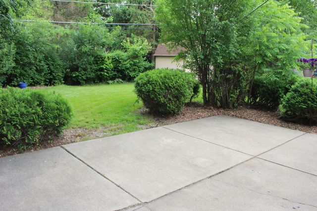 283 S Fair Avenue, Elmhurst, IL 60126