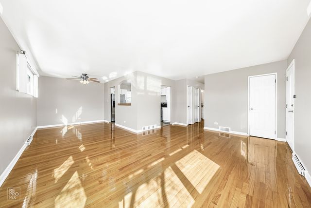 283 S Fair Avenue, Elmhurst, IL 60126