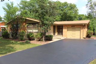 283 S Fair Avenue, Elmhurst, IL 60126