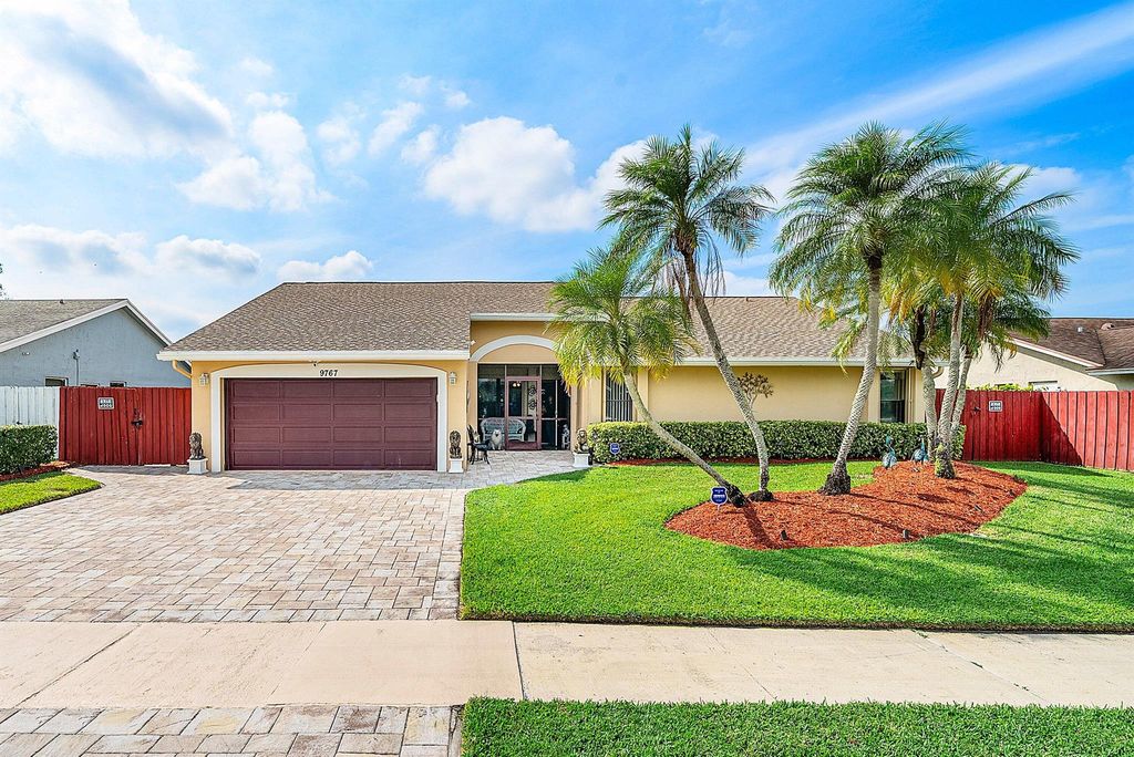 9767 Richmond Circle, Boca Raton, FL 33434