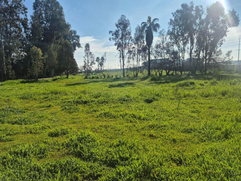 Image 9 of property listing at 6136 E Church Avenue, Fresno, CA 93727