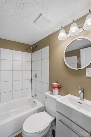 1613 Sheridan Avenue, Middletown, OH 45044