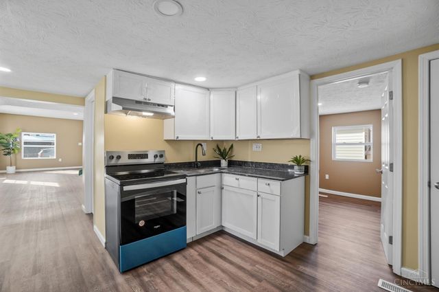 1613 Sheridan Avenue, Middletown, OH 45044