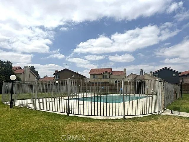 1565 Coulston 37, San Bernardino, CA 92408