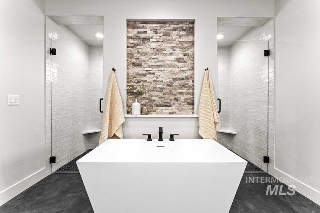 870 N Creekwater Lot 6 Block 5, Eagle, ID 83616