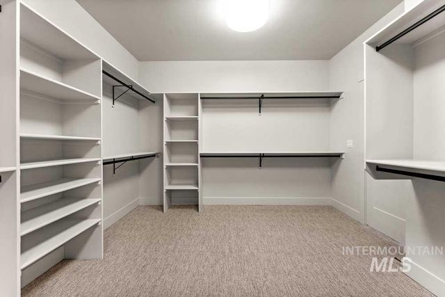 870 N Creekwater Lot 6 Block 5, Eagle, ID 83616