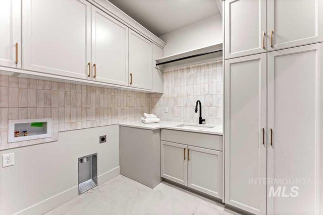 870 N Creekwater Lot 6 Block 5, Eagle, ID 83616