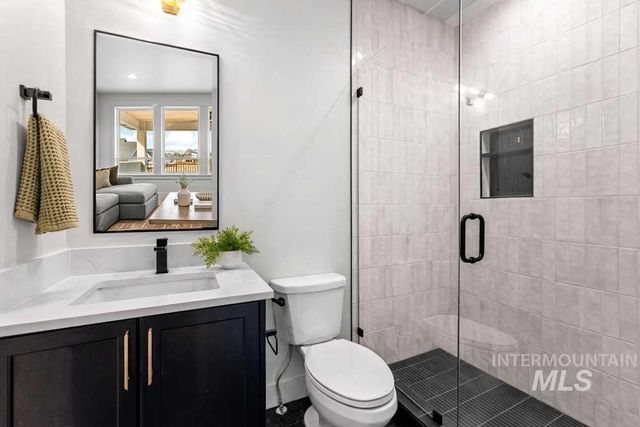 870 N Creekwater Lot 6 Block 5, Eagle, ID 83616