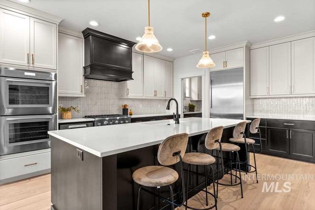 870 N Creekwater Lot 6 Block 5, Eagle, ID 83616