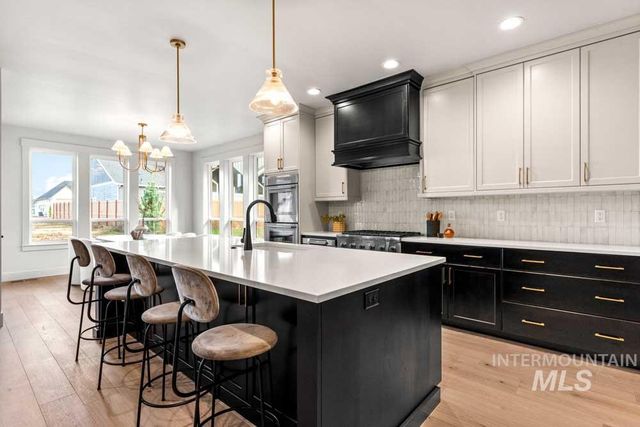 870 N Creekwater Lot 6 Block 5, Eagle, ID 83616