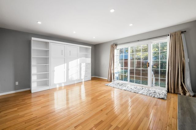 2145 Baneberry Court, Columbus, OH 43235