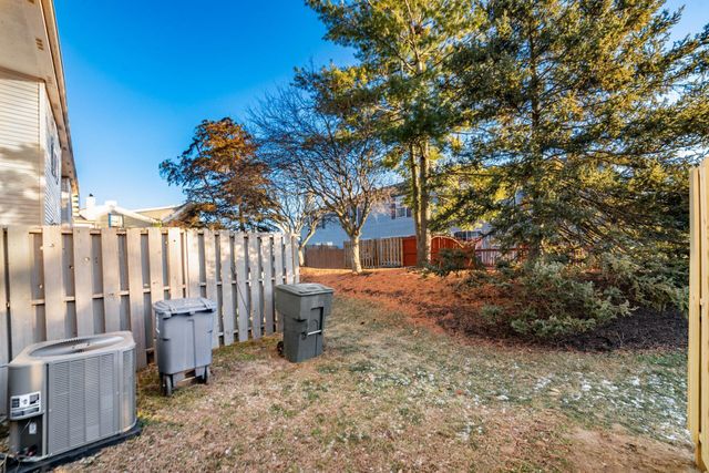 2145 Baneberry Court, Columbus, OH 43235