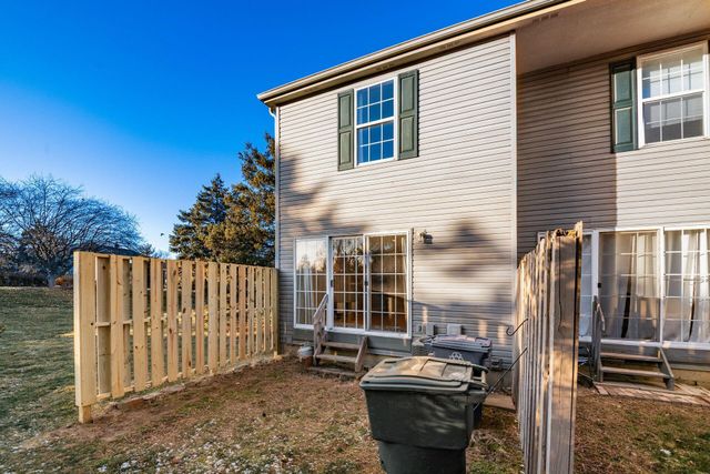 2145 Baneberry Court, Columbus, OH 43235