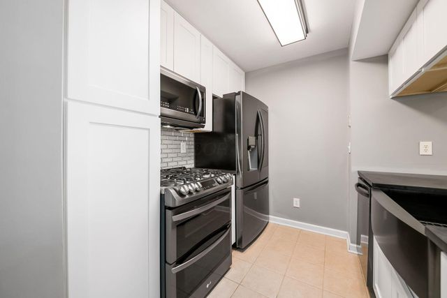 2145 Baneberry Court, Columbus, OH 43235