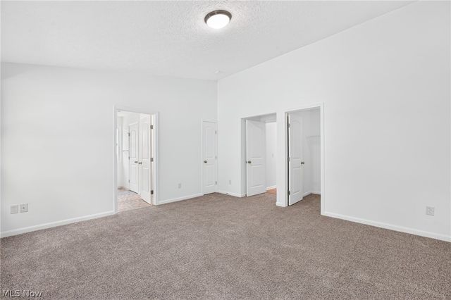 8832 Wheaton Place, North Ridgeville, OH 44039