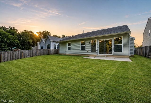 8832 Wheaton Place, North Ridgeville, OH 44039