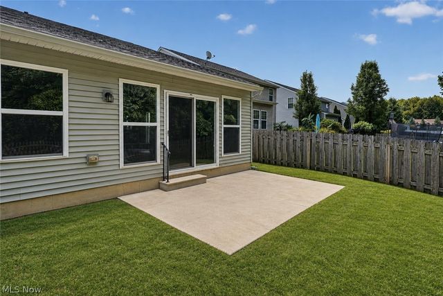 8832 Wheaton Place, North Ridgeville, OH 44039