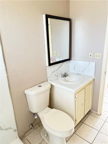 4321 Royal Palm Street, Mission, TX 78572