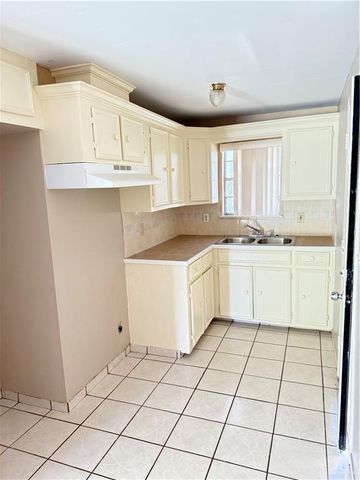 4321 Royal Palm Street, Mission, TX 78572
