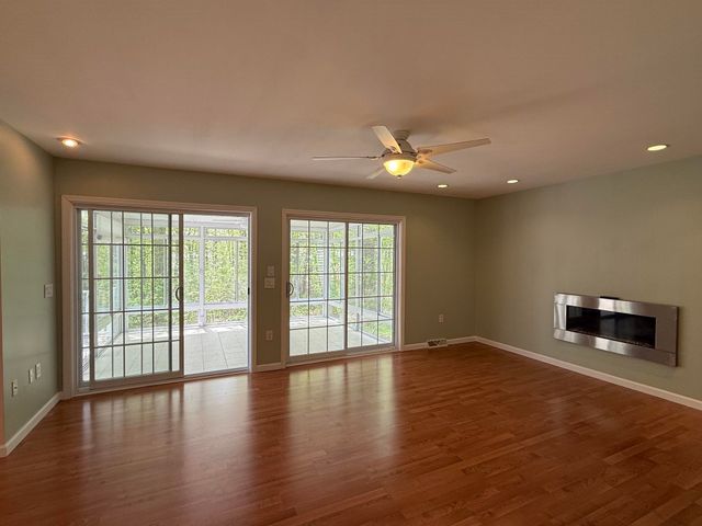 65 Sagebrush Drive, Rochester, NH 03867