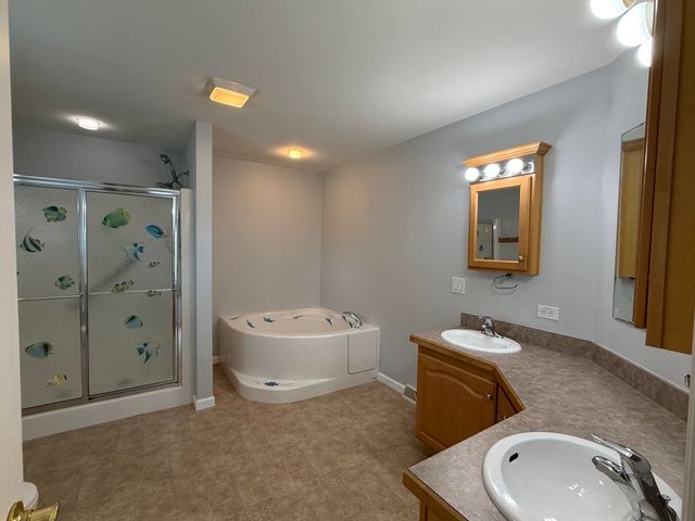 65 Sagebrush Drive, Rochester, NH 03867
