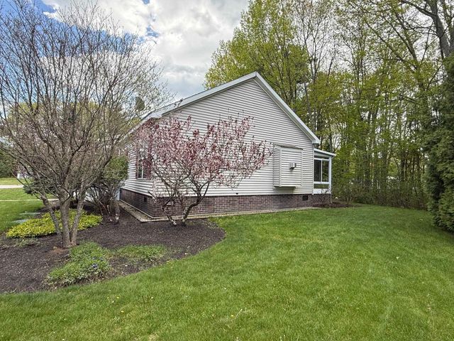65 Sagebrush Drive, Rochester, NH 03867