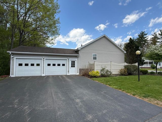 65 Sagebrush Drive, Rochester, NH 03867