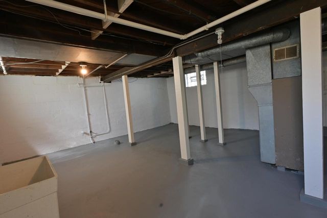 5411 W Wells STREET, Milwaukee, WI 53208