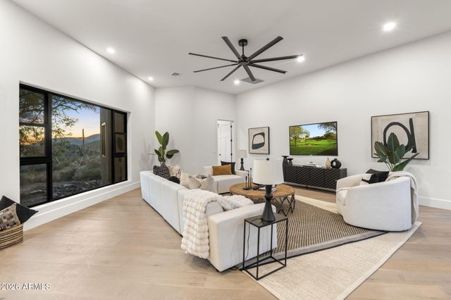 42327 N SIERRA VISTA Road, Cave Creek, AZ 85331