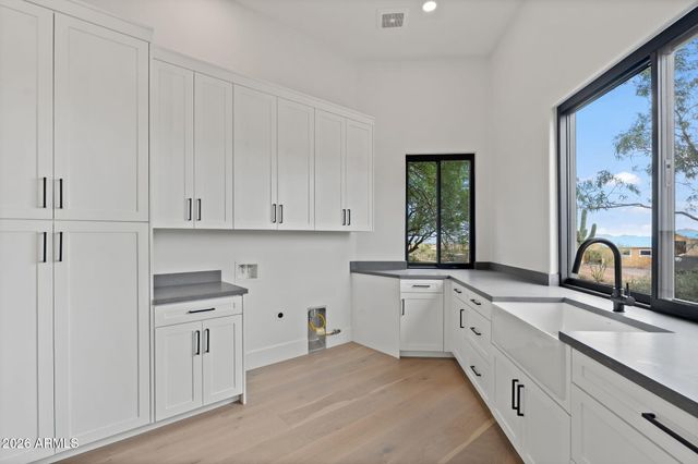 42327 N SIERRA VISTA Road, Cave Creek, AZ 85331