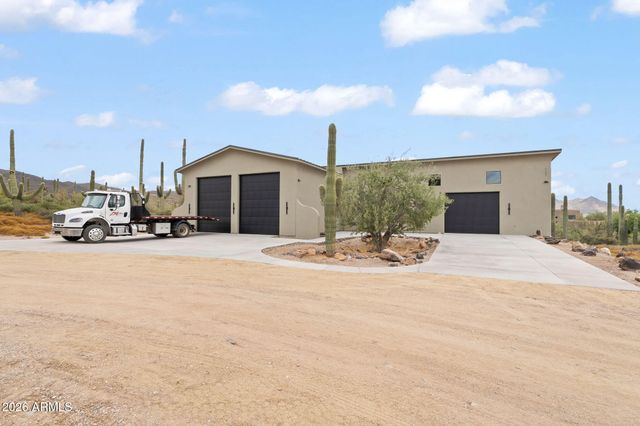 42327 N SIERRA VISTA Road, Cave Creek, AZ 85331