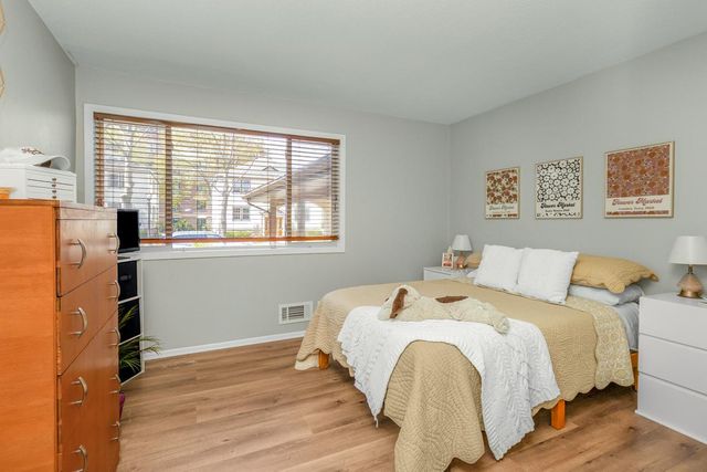 222 Virginia Street, Saint Paul, MN 55102