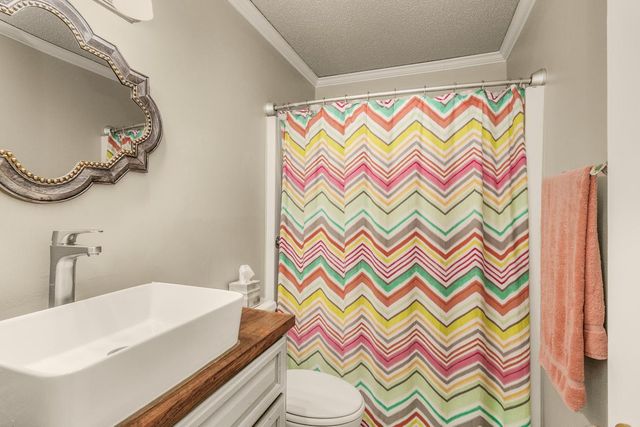 222 Virginia Street, Saint Paul, MN 55102
