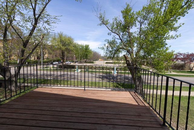 222 Virginia Street, Saint Paul, MN 55102