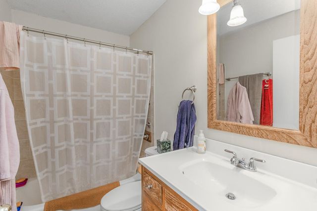222 Virginia Street, Saint Paul, MN 55102